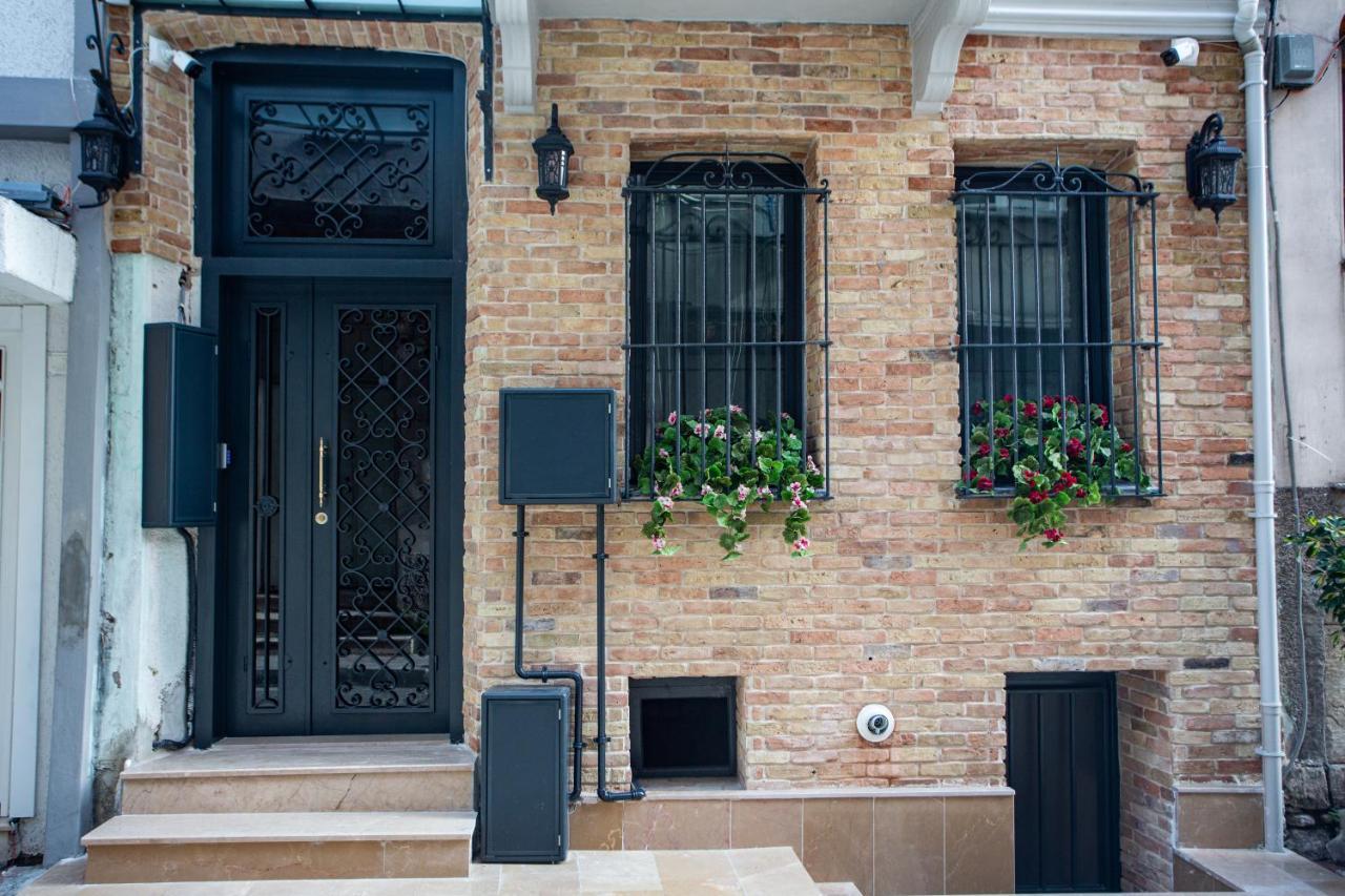 Sayina Hotel Istanbul Exterior photo