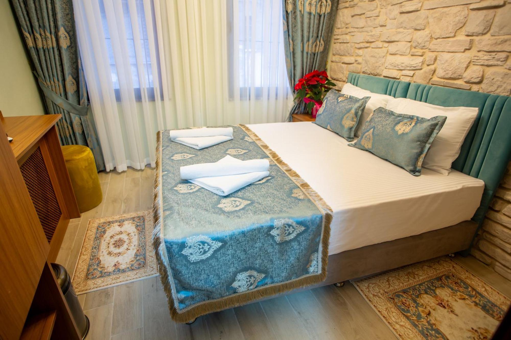 Sayina Hotel Istanbul Exterior photo